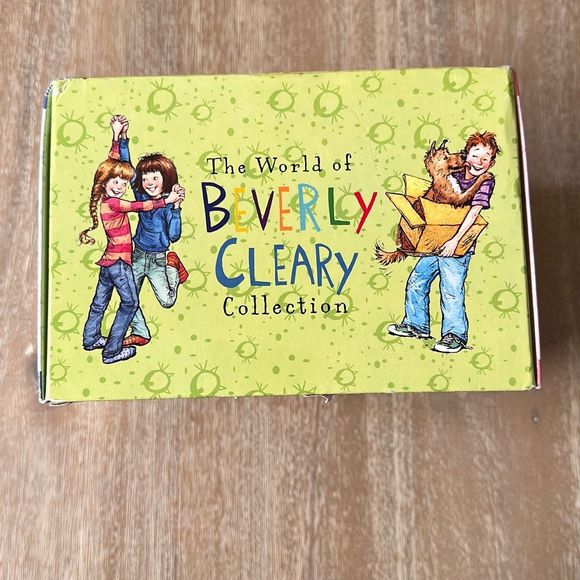 Beverly Cleary: 15-Book Box Set - Picture 2 of 8